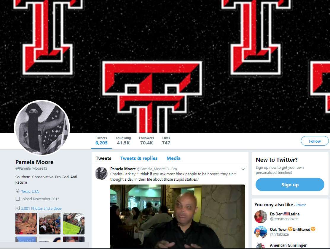 Screenshot Pamela Moore profile